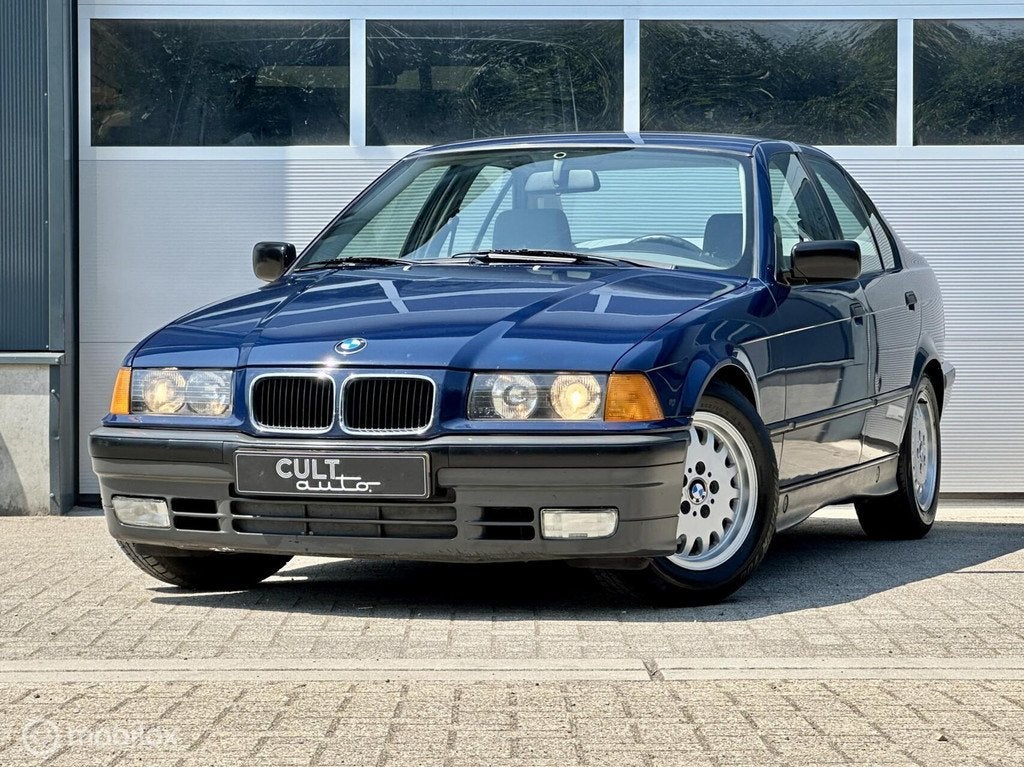 BMW 316i E36 | Org NL | Origineel & puur | Véél vernieuwd!, Auto's, 1596 cc, Gebruikt, 4 cilinders, Blauw