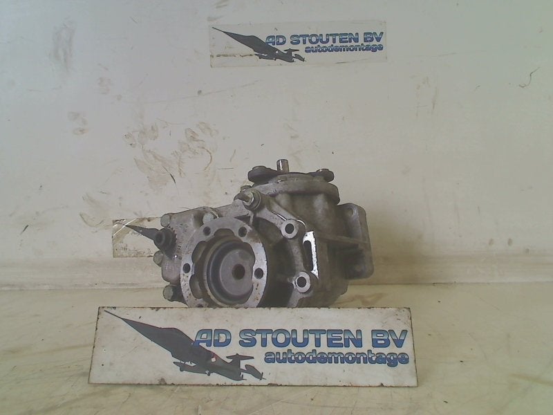 Tussenbak 4X4 Volkswagen Golf IV 4Motion (1J1) 2001, Gebruikt, Volkswagen, Volkswagen AG, Kundenbetreuung@volkswagen.de
