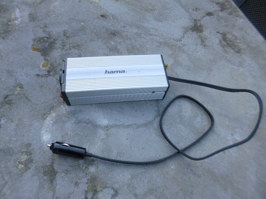 Hama Omvormer 12V naar 230V, Doe-het-zelf en Verbouw, Ophalen of Verzenden, Gebruikt, Overige merken, Omvormer