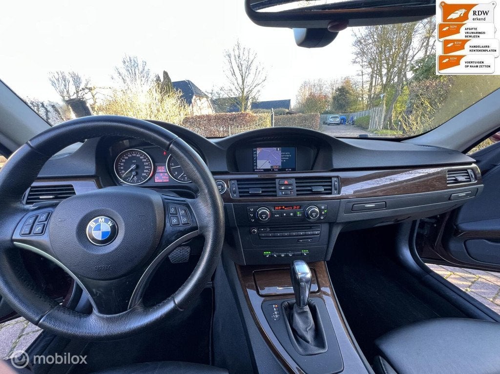 Nette sportieve BMW Coupé 330xd M High Executive 2009, Auto's, Automaat, Euro 5, 2993 cc, 4 stoelen