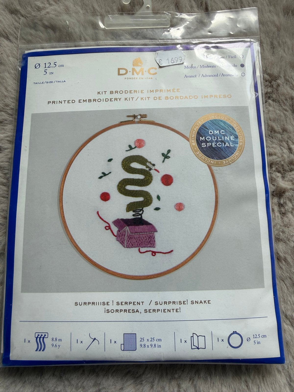 DMC Borduurpakket 'Surprise Snake' - Nieuw, Ophalen of Verzenden, Zo goed als nieuw, Handborduren, Borduurpakket