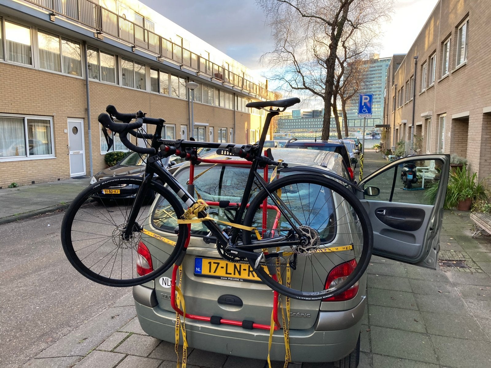 Mottez fietsendrager voor achterklep, Ophalen, 3 fietsen of meer, Gebruikt, Achterklepdrager