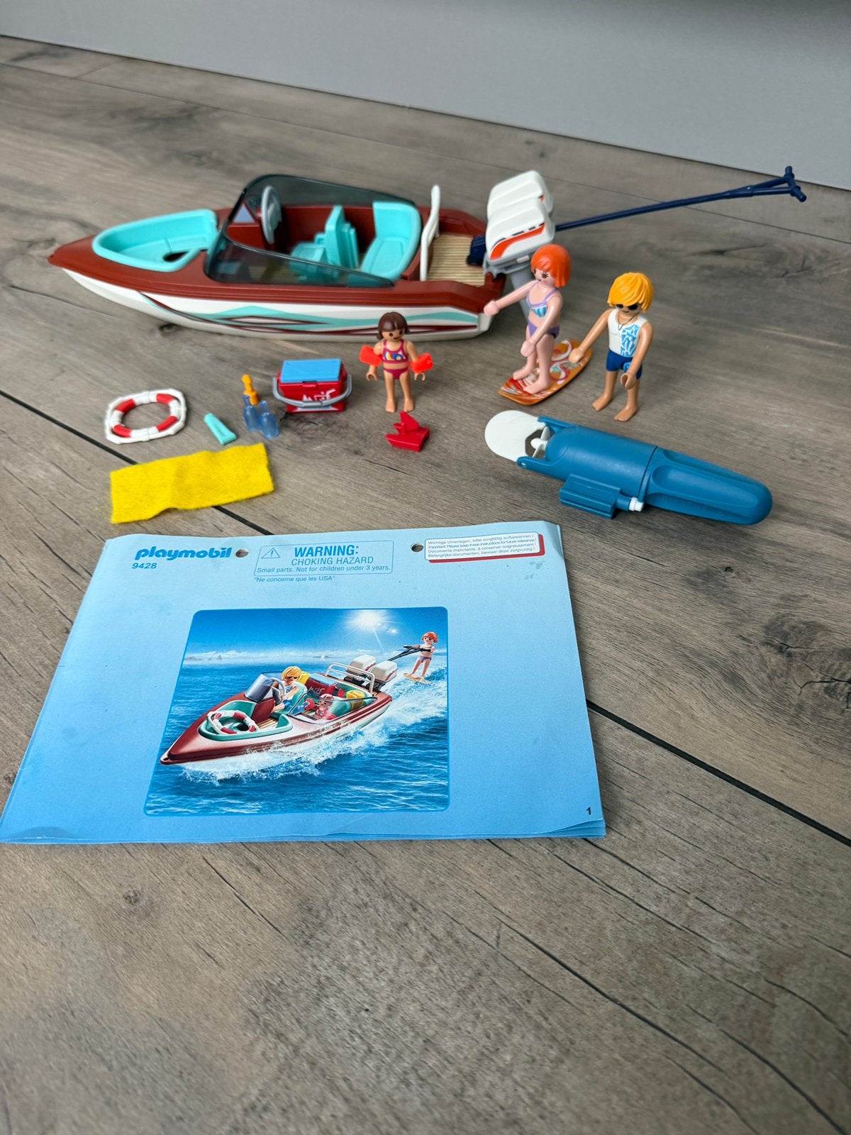 Playmobil 9428 Familie Jacht met onderwatermotor, Ophalen of Verzenden, Zo goed als nieuw, Complete set