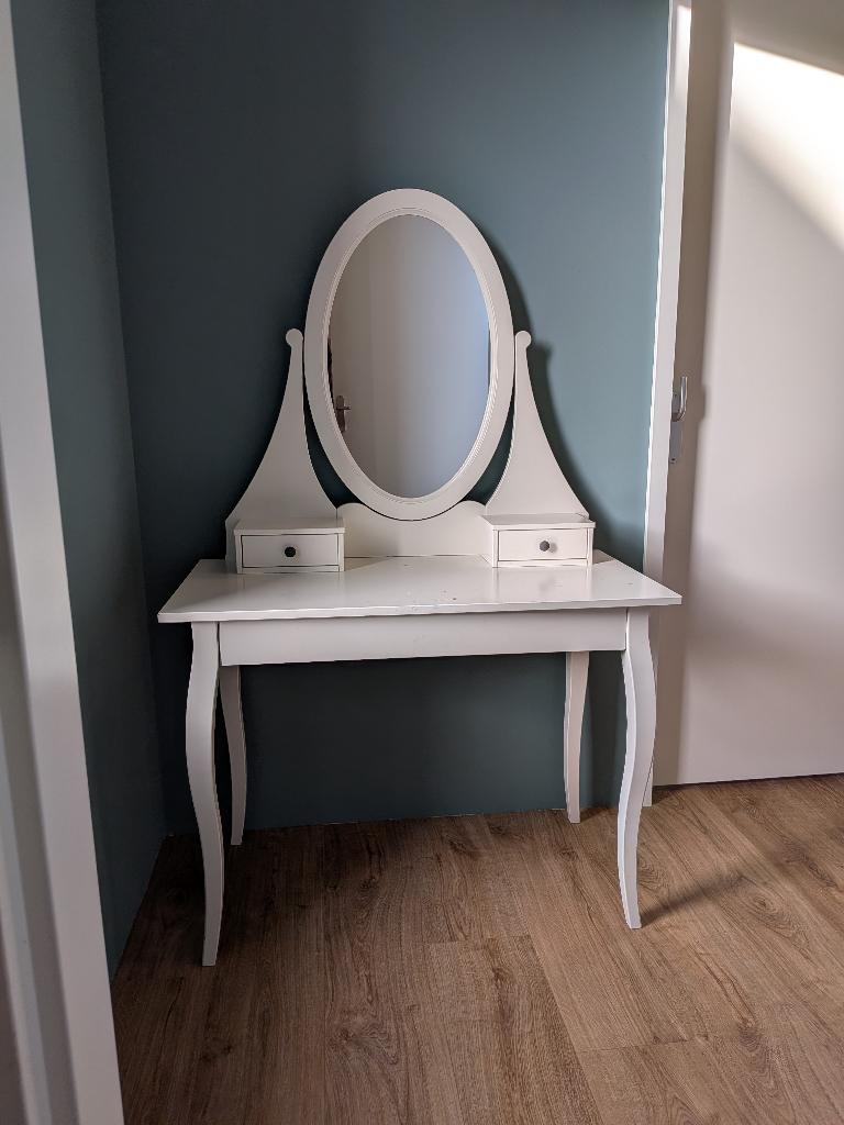 Ikea Hemnes makeuptafel met spiegel, Huis en Inrichting, Tafels | Kaptafels, Ophalen, Gebruikt, 100 tot 150 cm, 50 tot 100 cm