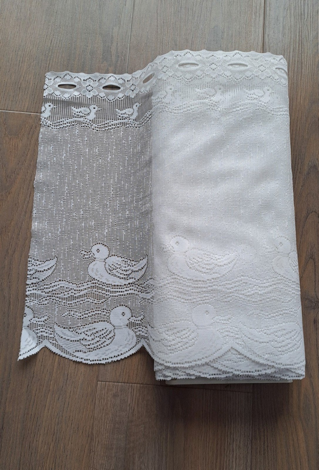 Nieuwe rol vitrage stof wit met patroon (47 cm hoog), Wit, Nieuw, Ophalen of Verzenden, Minder dan 100 cm