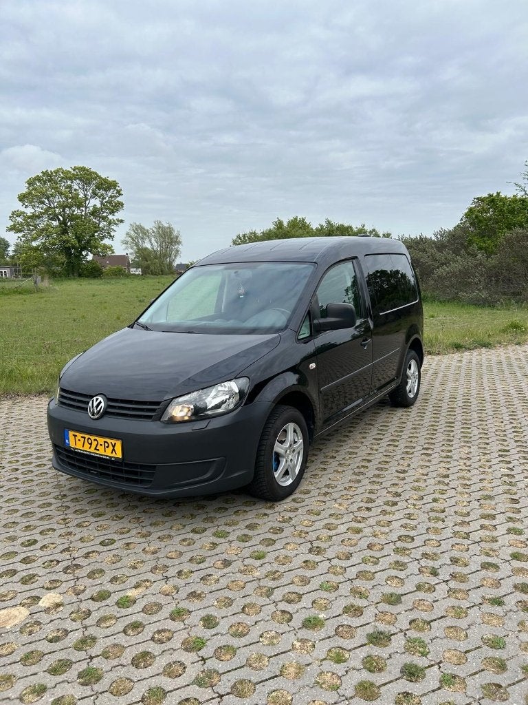 Volkswagen Caddy 2.0 benzine combi zwart, Auto's, Voorwielaandrijving, Euro 5, Stof, Zwart