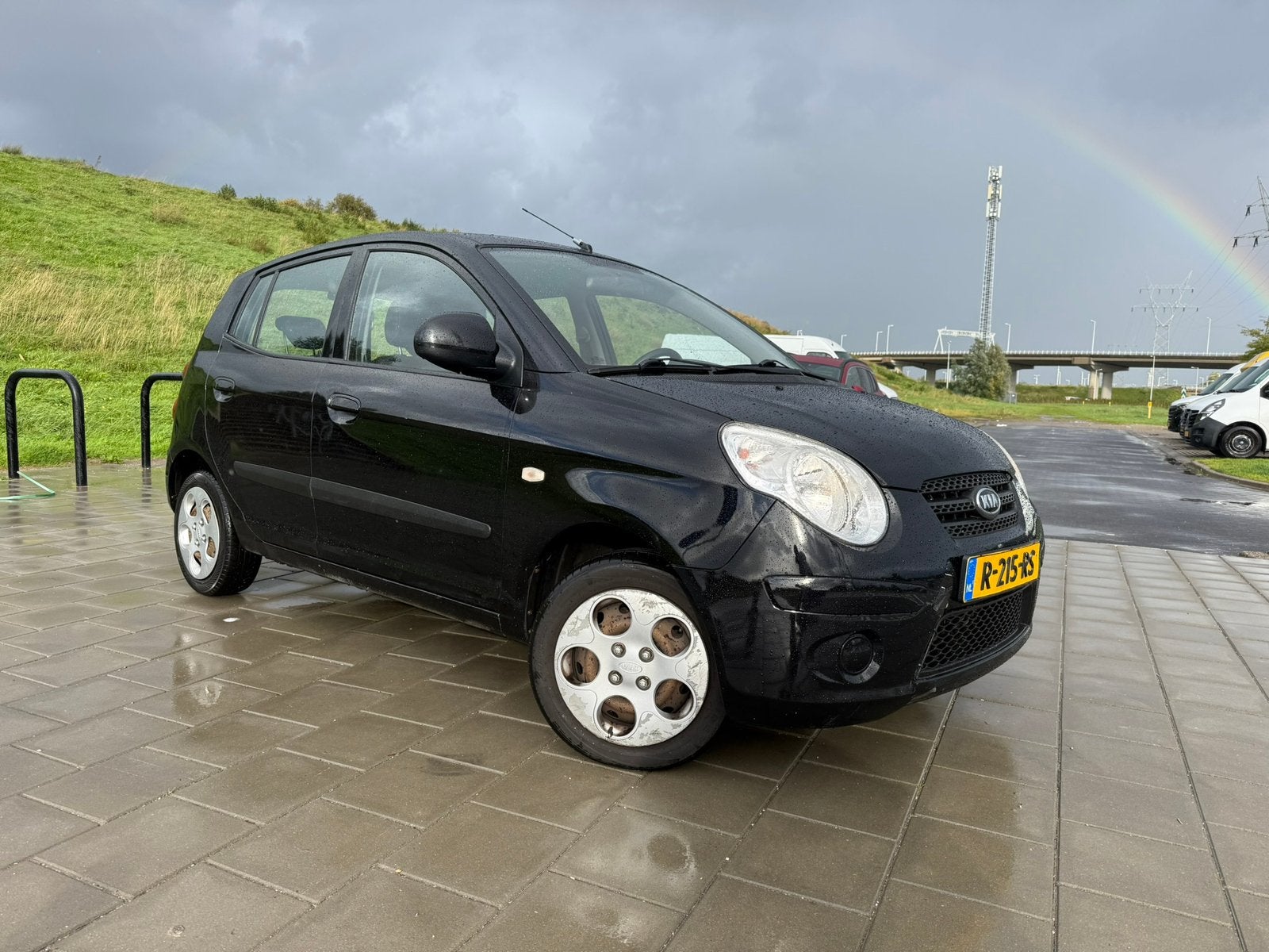 Kia Picanto 1.1 2009 CARPLAY/Youtube netflix APK, Auto's, 4 cilinders, Zwart, 823 kg, Handgeschakeld
