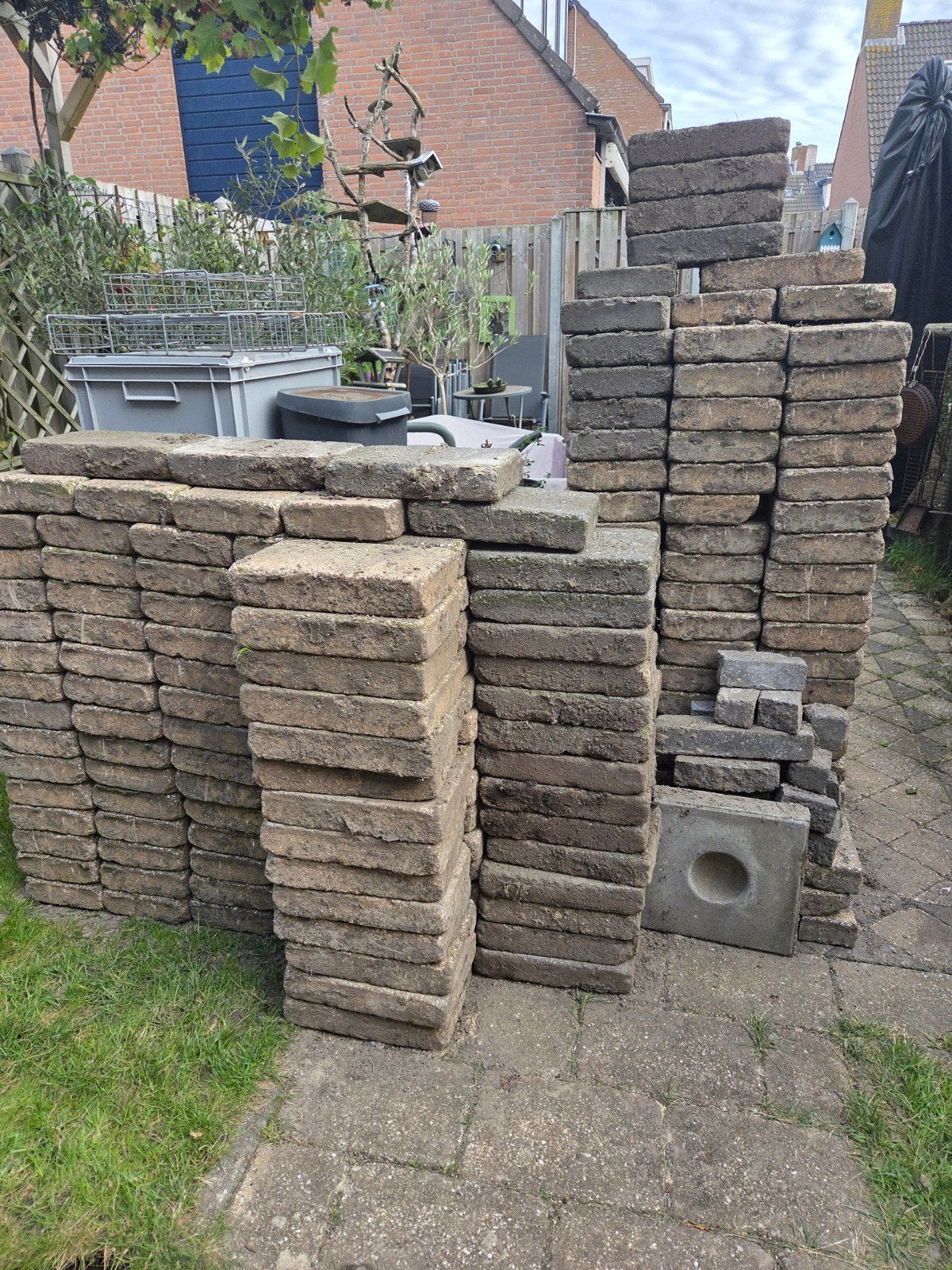 Beige gele tegels, Ophalen, Beton, 10 m² of meer, Terrastegels