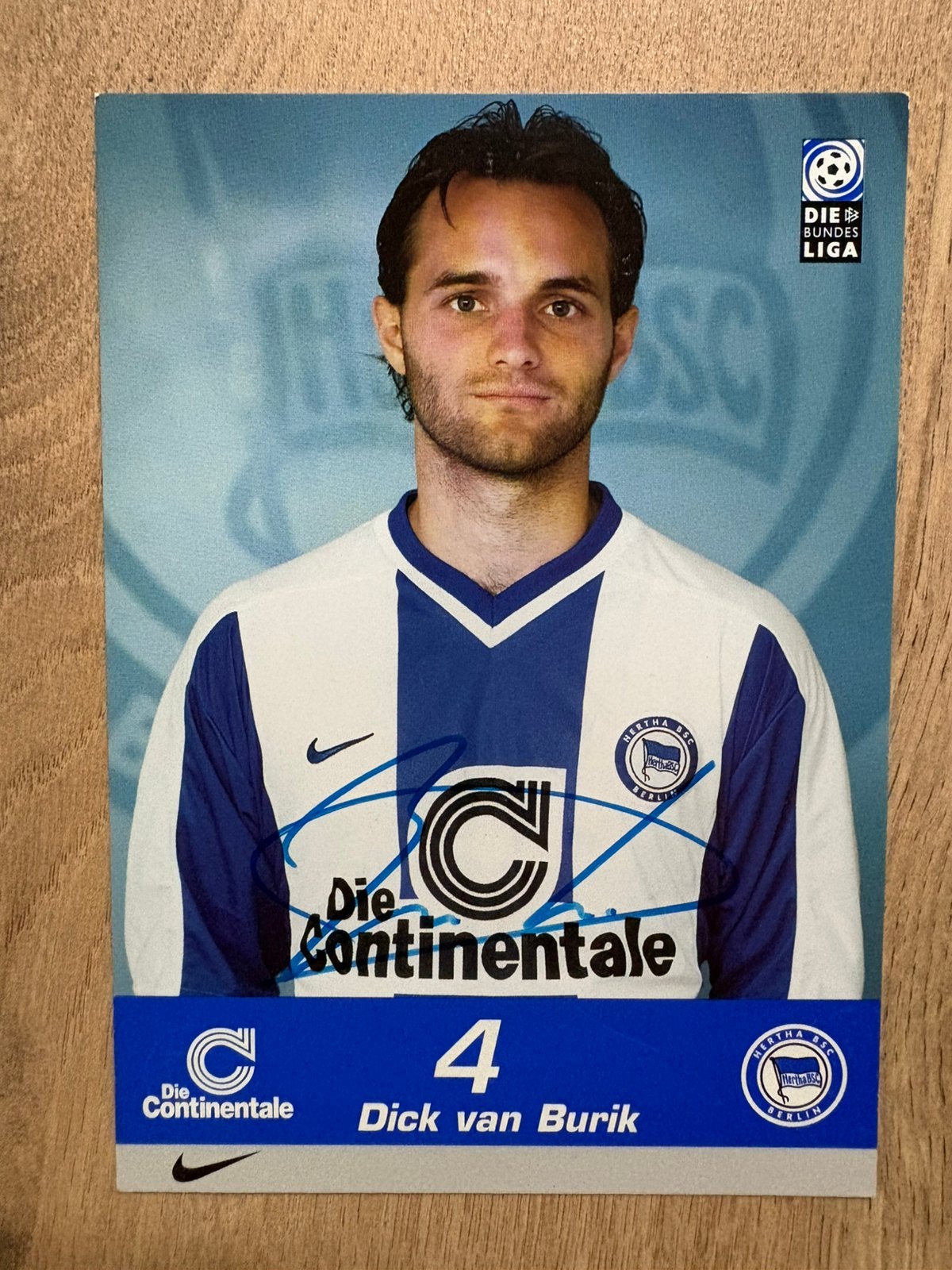 Fotokaart Dick van Burik (Hertha BSC, Ajax) met handtekening, Verzamelen, Ophalen of Verzenden, Nieuw, Ajax, Spelerskaart
