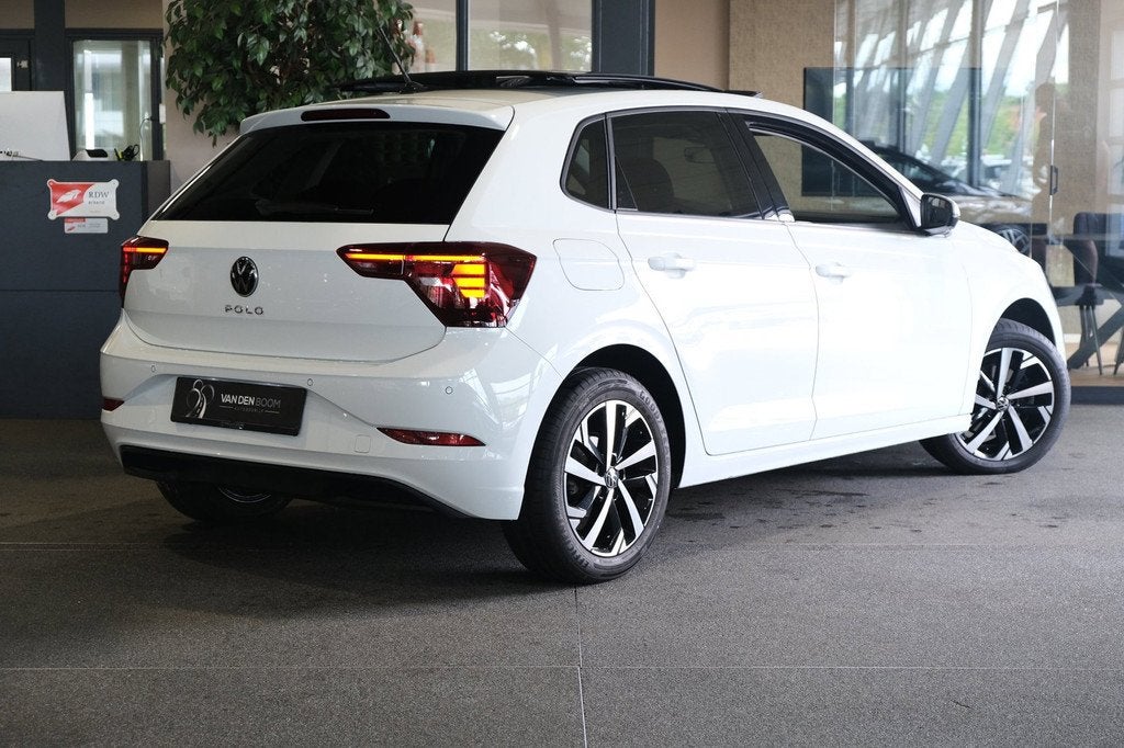 Volkswagen Polo 1.0 TSI Life 110PK DSG Facelift Pano Virtual, Auto's, Volkswagen, Stof, Gebruikt, Wit, Origineel Nederlands