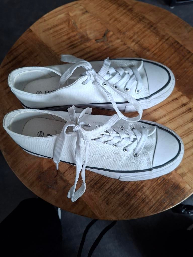 Witte Graceland gympen maat 39, Kleding | Dames, Ophalen of Verzenden, Zo goed als nieuw, Wit, Sneakers of Gympen