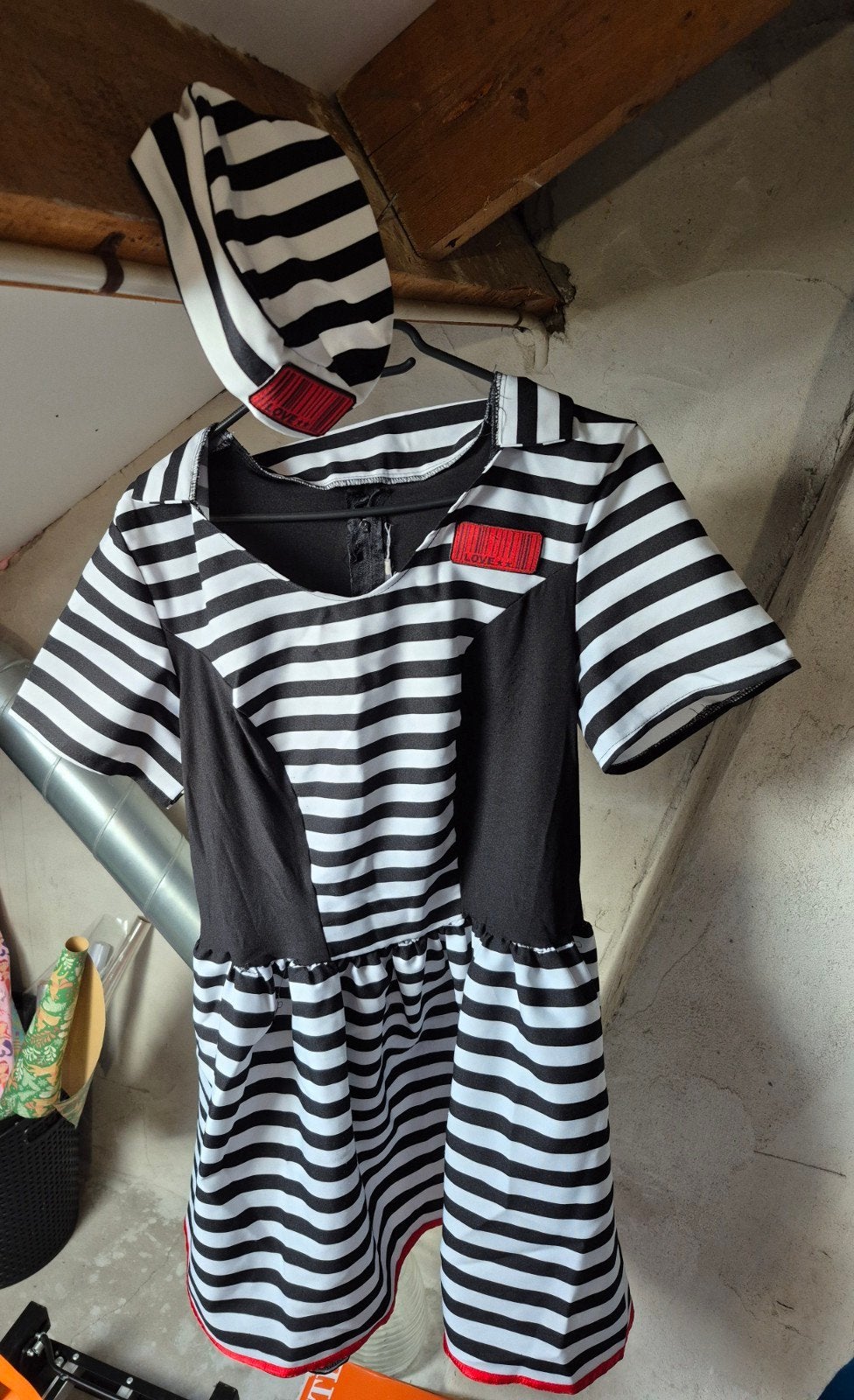 carnaval dames boevenjurk & heren boevenpak, Ophalen of Verzenden, Nieuw, Maat 46/48 (XL) of groter, Carnaval