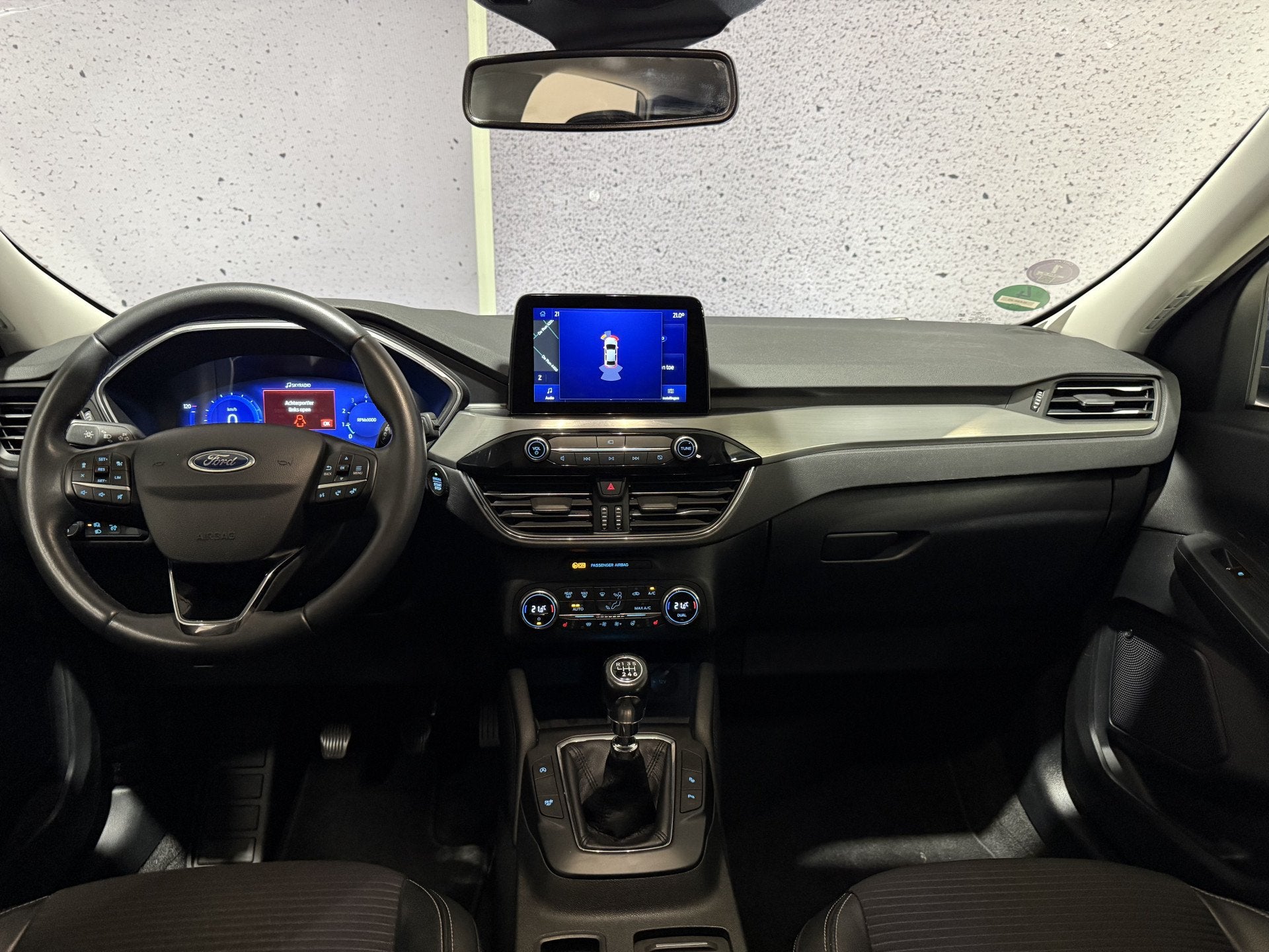 Ford Kuga 1.5 EcoBoost Titanium X // TREKHAAK // CAMERA // N, Auto's, Voorwielaandrijving, Automatische klimaatregeling, 15 km/l