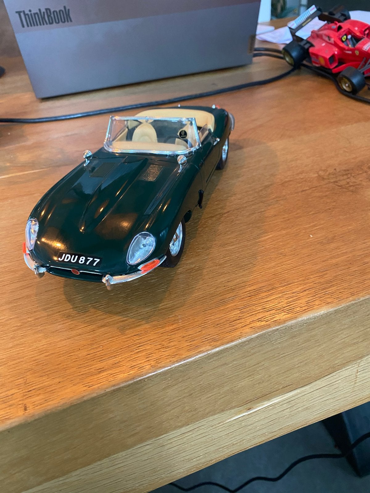 Jaguar E  cabriolet 1:18, Ophalen of Verzenden, Gebruikt, Auto, Overige merken