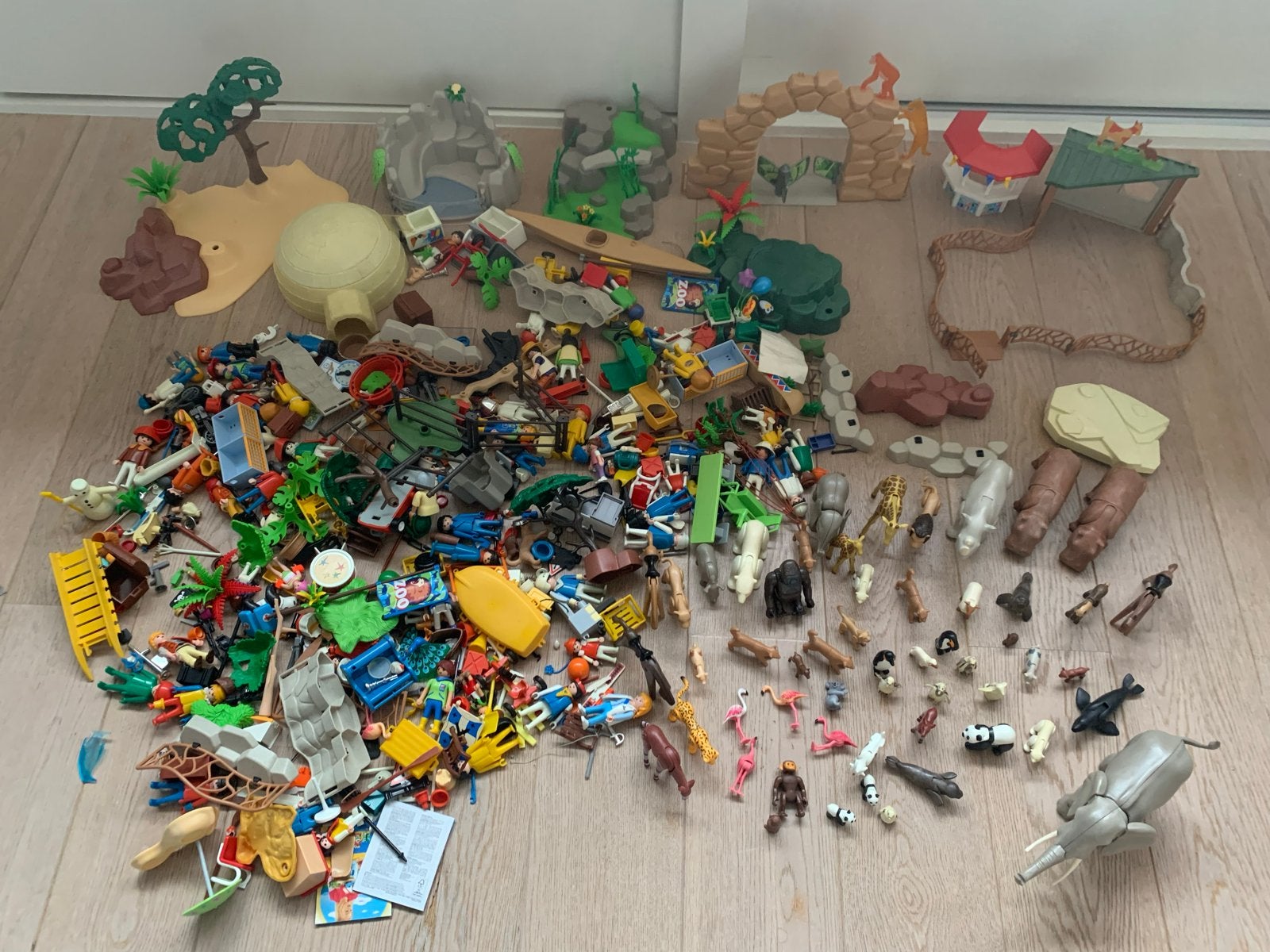 Grote Playmobil dierentuin/safari set met veel dieren en fig, Wild life, Complete set, Overige typen, Ophalen of Verzenden
