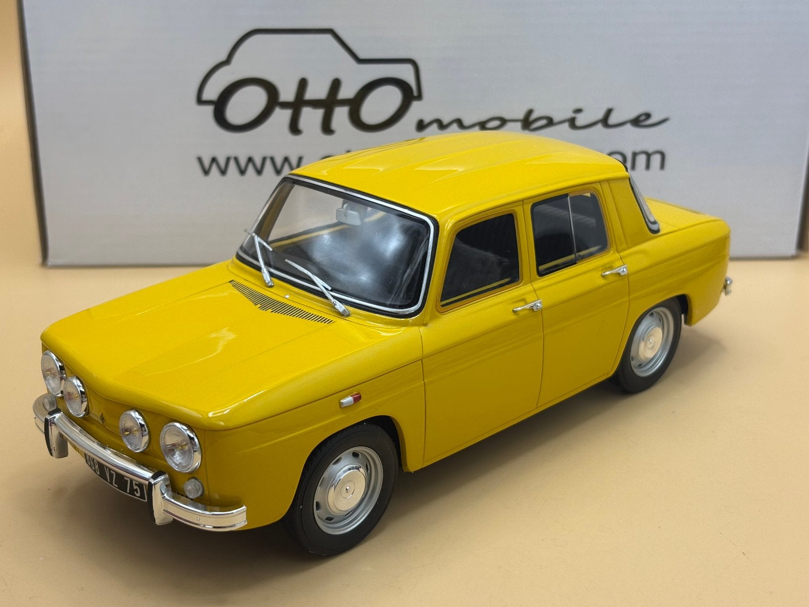 Renault 8 S 1/18 OttoMobile OT123 Limited No 707/1250, Verzenden, Zo goed als nieuw, Auto, OttOMobile