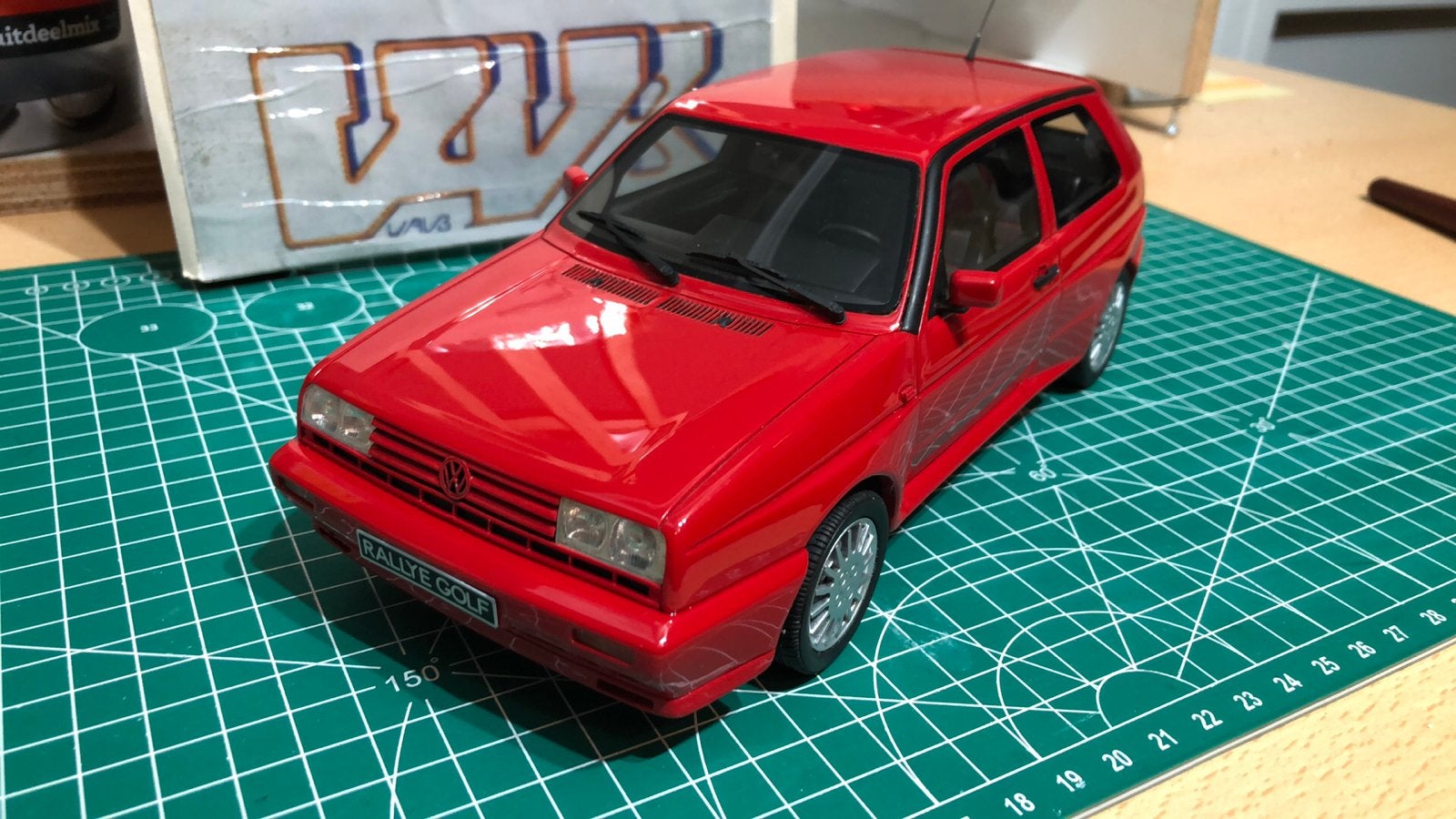 Vw golf g60 rallye ot541 ottomobile 1/18 VAVB zgan golf mk2, Hobby en Vrije tijd, Modelauto's | 1:18, Ophalen of Verzenden, Zo goed als nieuw