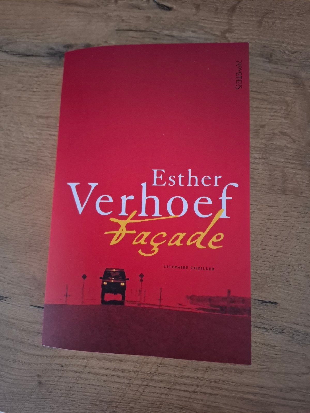 Boek: Façade - Esther Verhoef, Boeken, Ophalen of Verzenden, Gelezen, Esther Verhoef