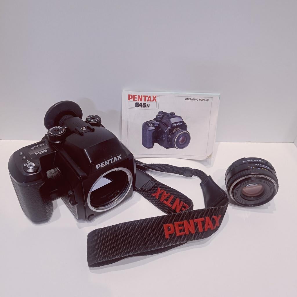 Pentax 645N met smc 75mm f2.8 en bijhorende strap, Ophalen of Verzenden, Zo goed als nieuw, Spiegelreflex, Pentax