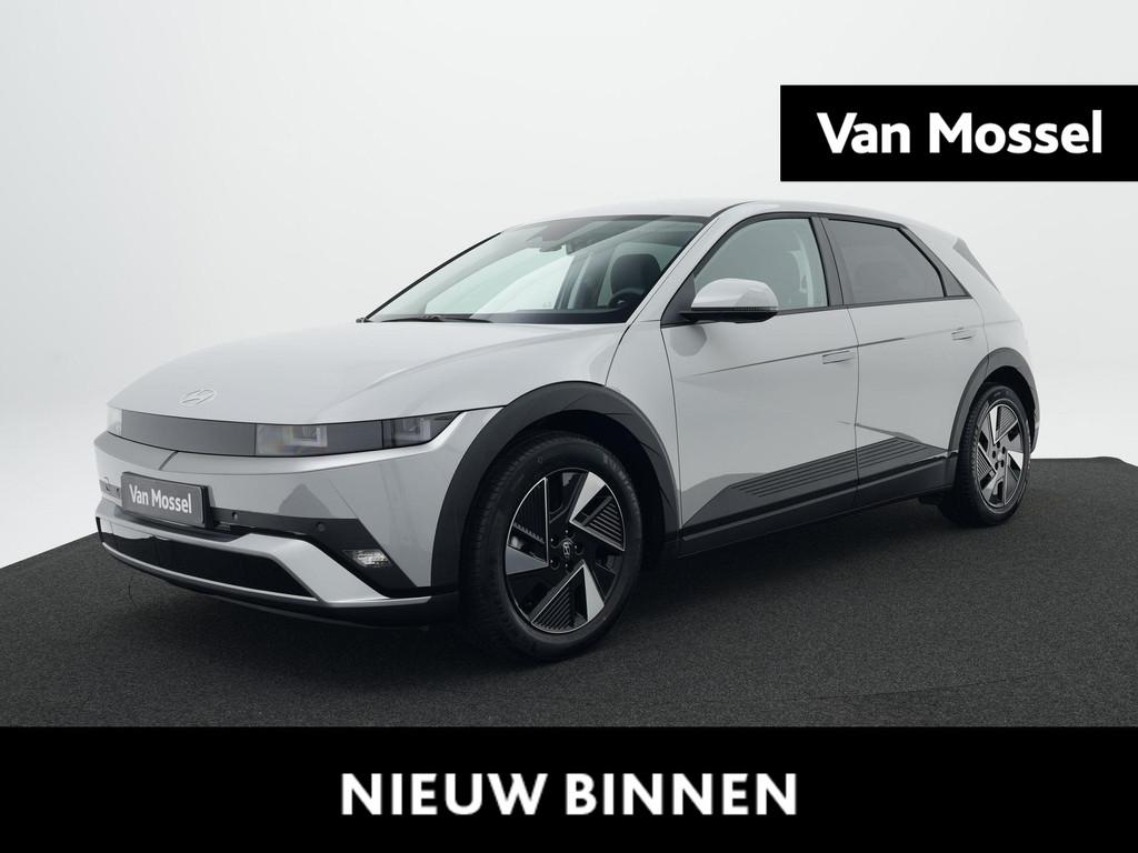 Hyundai IONIQ 5 Long Range Pure Edition 84 kWh | Stoelverwar, Auto's, Hyundai, 228 pk, Achterwielaandrijving, Zwart, IONIQ 5
