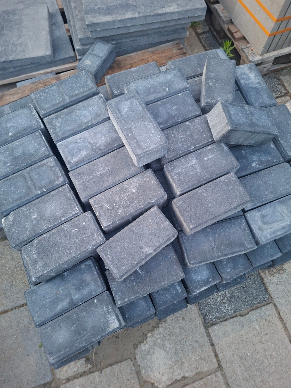 4m2 rest partij bkk antraciet 21x10,5x7, Tuin en Terras, Ophalen, Nieuw, Beton, Klinkers