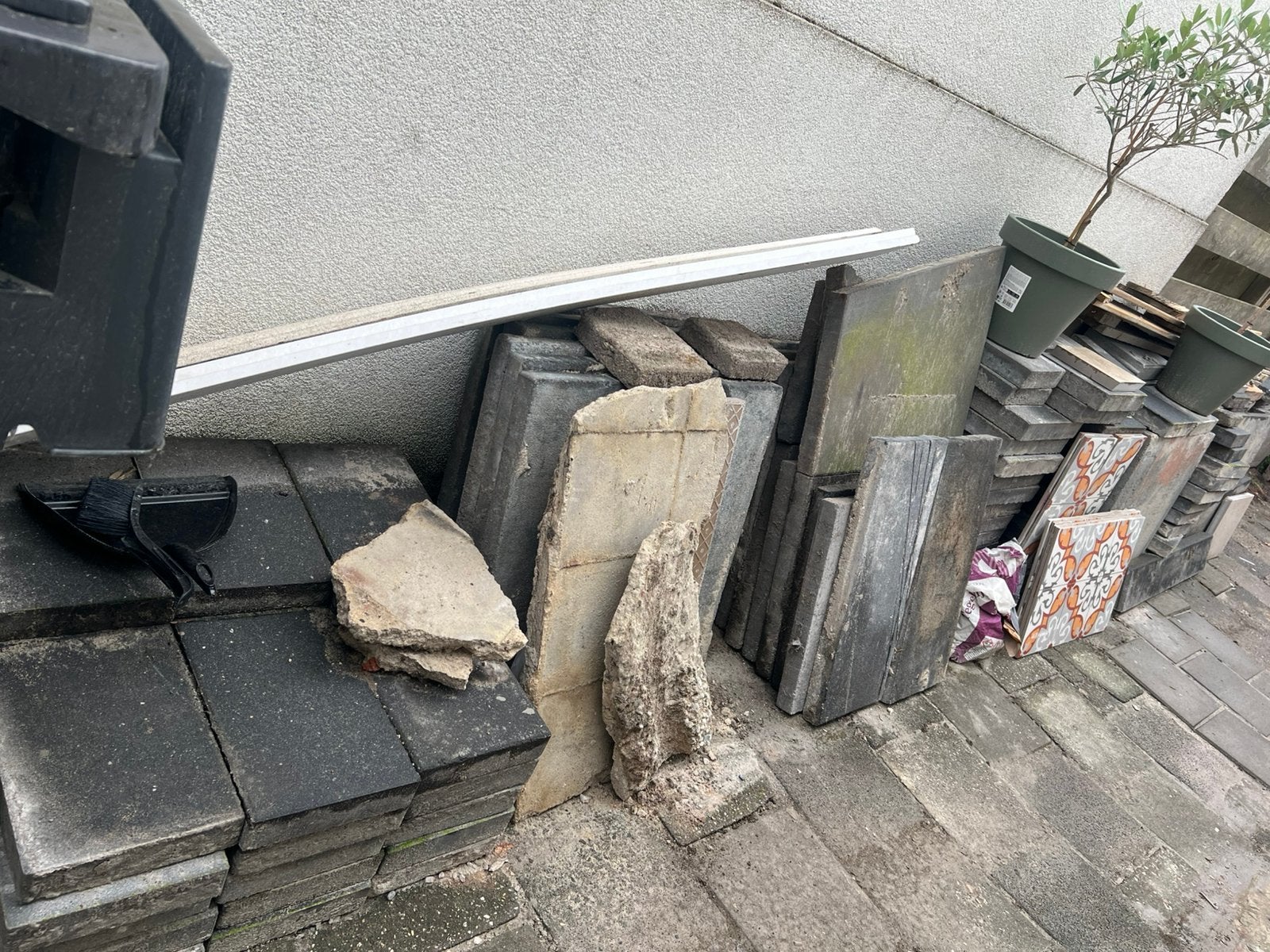 Gratis 36 4m antracietgrijze terrastegels, Ophalen, Gebruikt, 10 m² of meer, Beton
