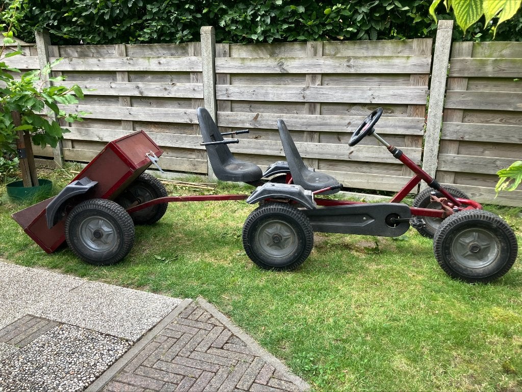 Mammoet skelter met kiepkar en 2 stoeltjes te koop, Ophalen, Gebruikt, Mammoet, Duozit