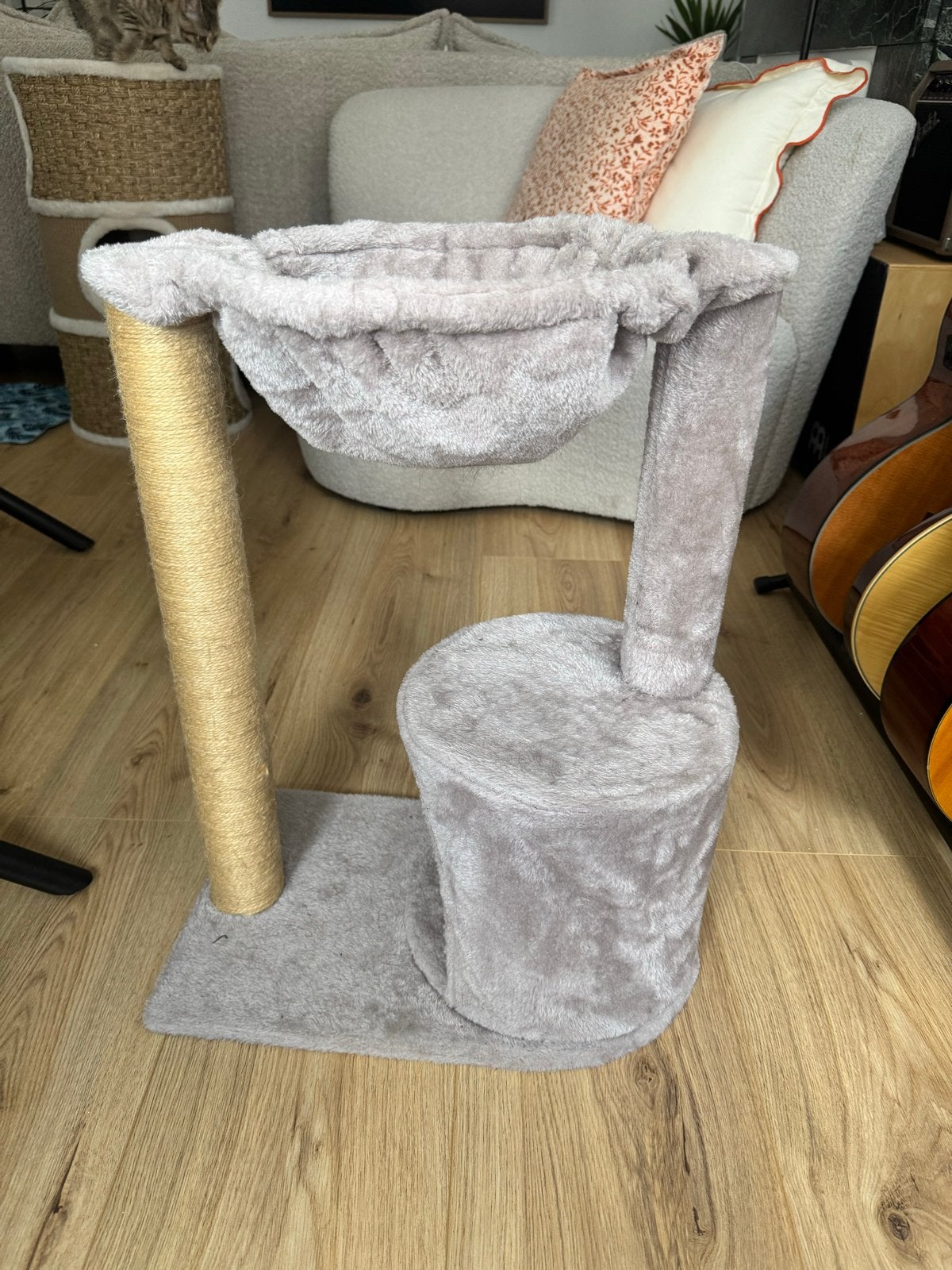 Compacte krabpaal – 60 cm hoog, 47 cm breed, Ophalen, Zo goed als nieuw, Krabpaal