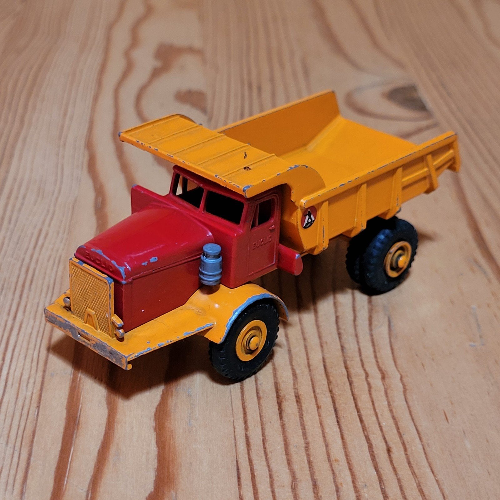 Vintage Budgie Toys Euclid Kiepwagen - Rood/Geel, Ophalen of Verzenden, Gebruikt, 1:32 tot 1:50, Truck