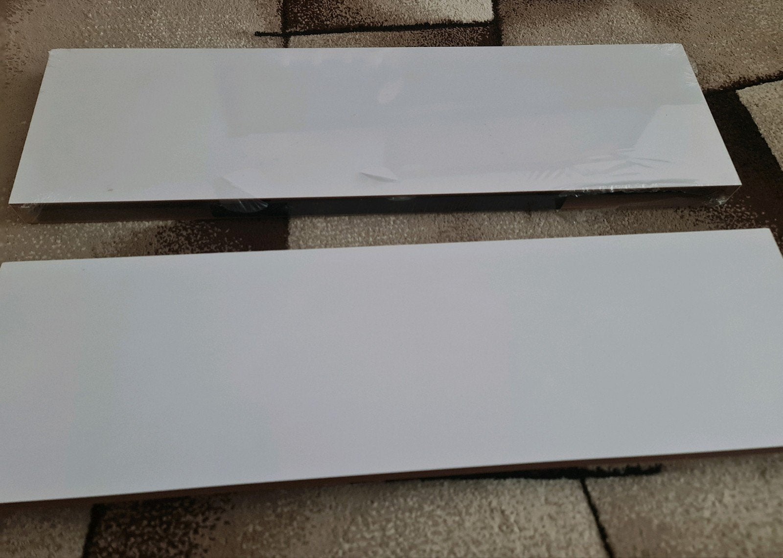 Wandplank nieuw, Ophalen, Nieuw