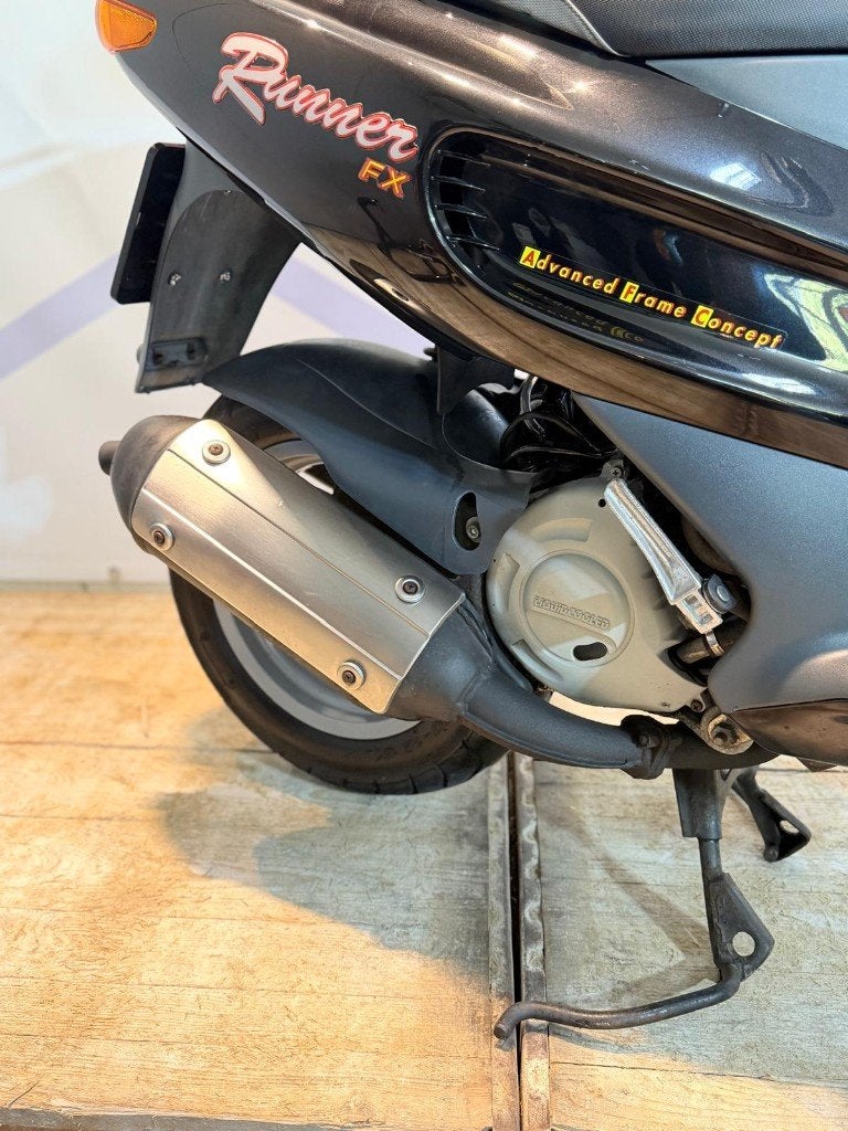 Gilera Runner 125cc FX Darkdream A1 motor scooter, Gebruikt, Overige modellen, VL Custom Scooters, Info@vlcustomscooters.nl
