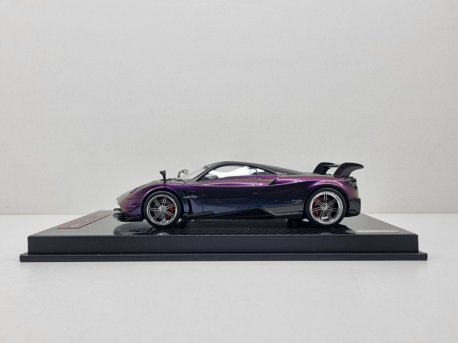 YY Model Pagani Huayra BC Chameleon 1/19 1:18 Nieuw, Hobby en Vrije tijd, Modelauto's | 1:18, Ophalen of Verzenden, Nieuw, Auto