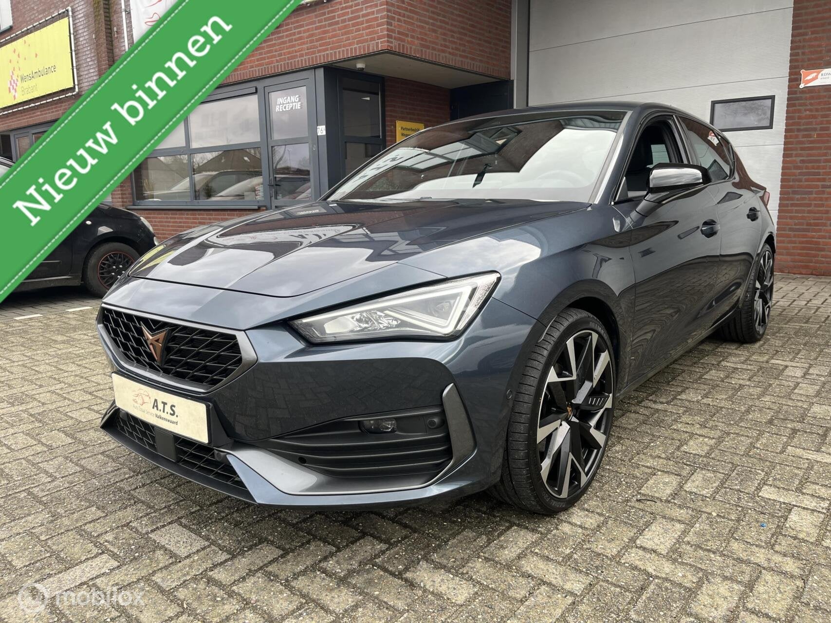 CUPRA Leon 1.5 eTSI LED*NAVI*CAMERA*CRUISE*PDC*CARPLAY*, Auto's, Cupra, 4 cilinders, 150 pk, Leon, Bedrijf