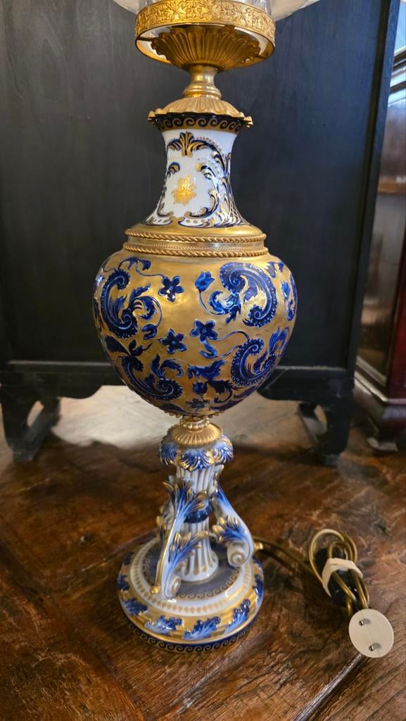 Antieke Franse Sevres Porseleinen Olie Lamp, Antiek en Kunst, Antiek | Porselein, Ophalen of Verzenden