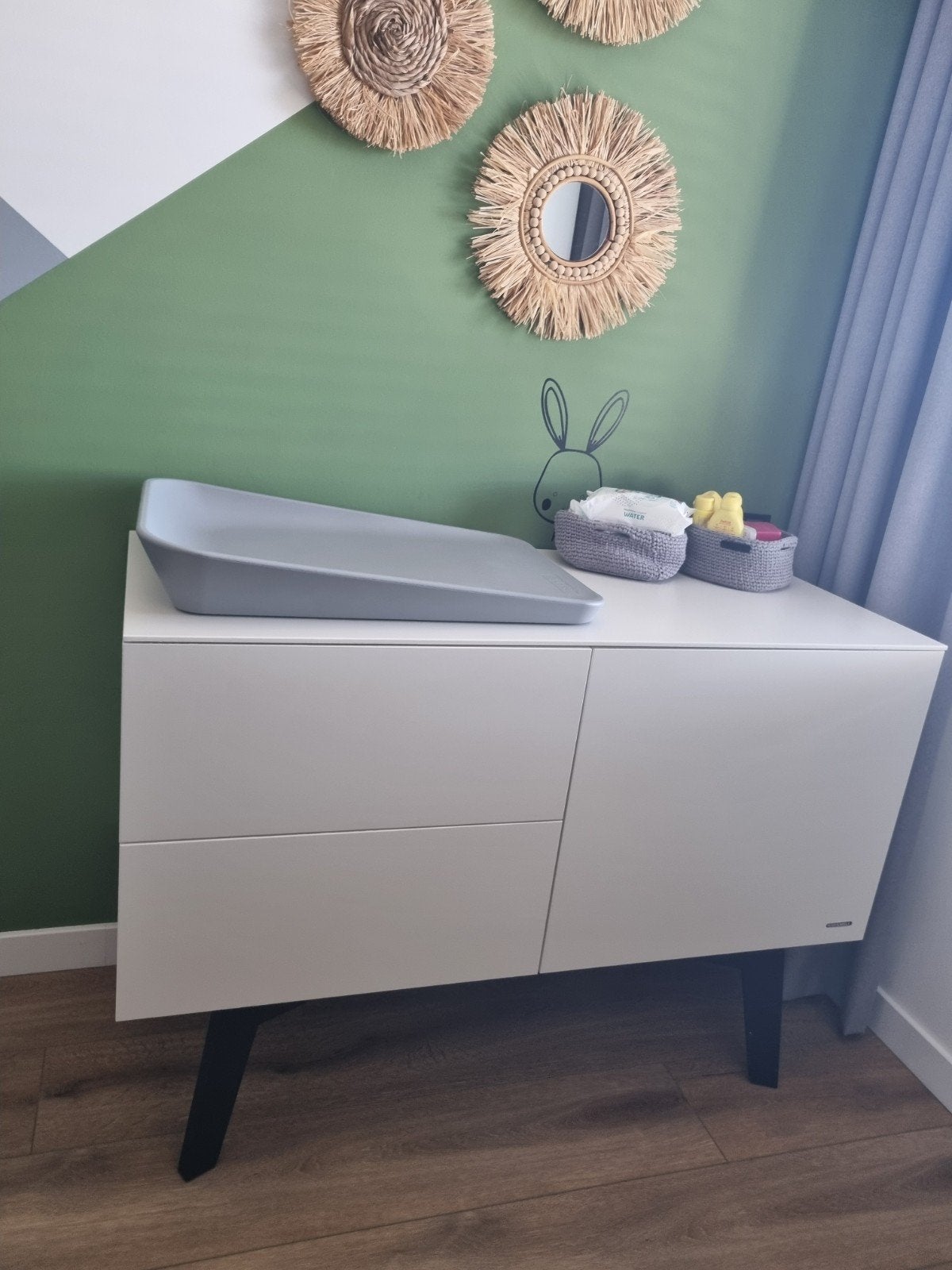 Kidsmill Sixties Babykamer ledikant & commode wit, Ophalen, Zo goed als nieuw, Jongetje of Meisje