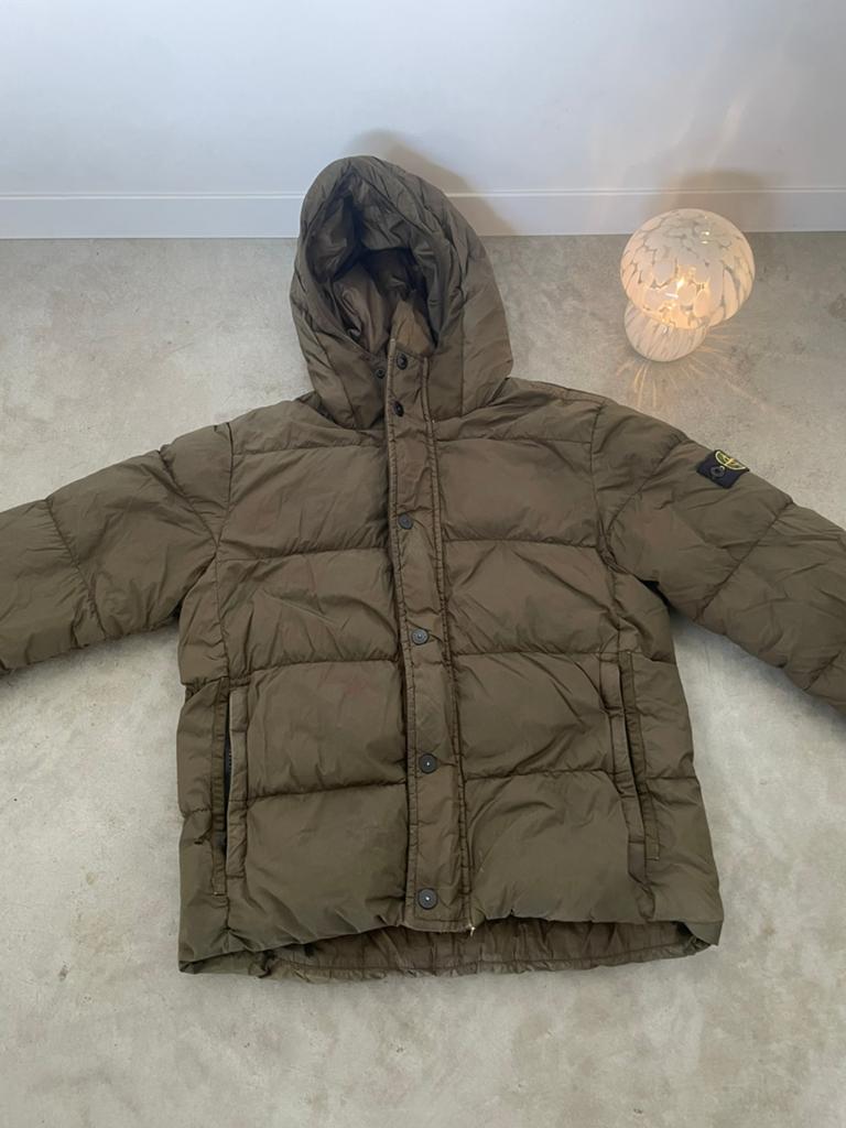 Stone Island Junior donsjas maat 152 (ca. 12 jaar), Verzenden, Zo goed als nieuw, Overige maten, Groen