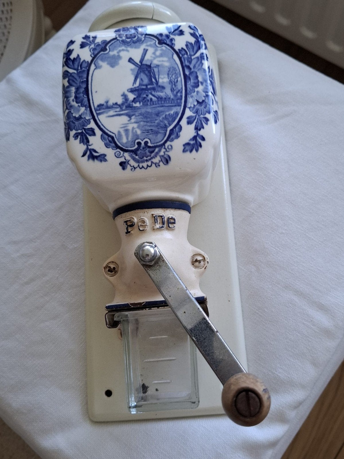 Antieke PeDe Koffiemolen - Delfts Blauw Decor, Ophalen, Metaal, Wit, Overige merken