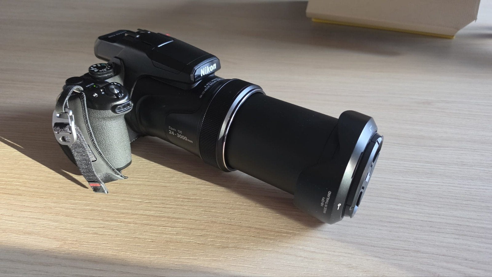 Nikon Coolpix P1100 - Minder dan 5000 clicks, Audio, Tv en Foto, Fotocamera's Digitaal, Bluetooth, Ophalen of Verzenden, Zo goed als nieuw