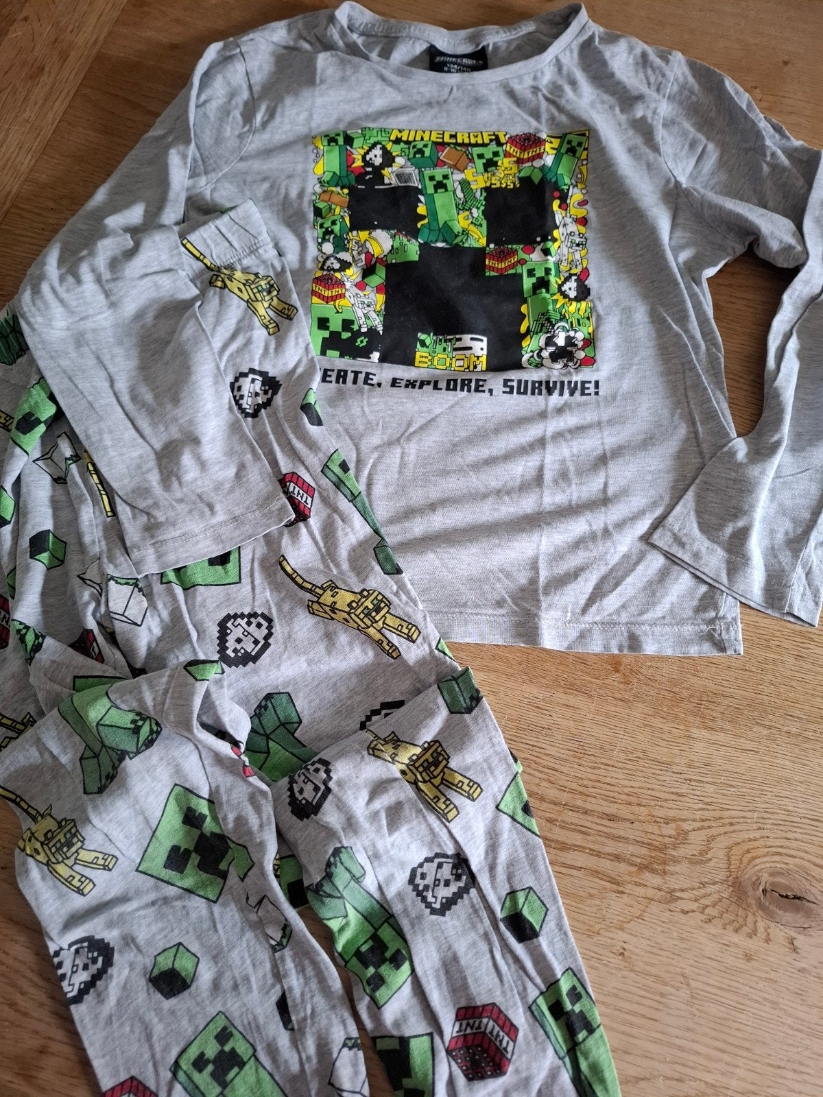 Minecraft Pyjama Set Maat 134/140 (8-10 jaar), Kinderen en Baby's, Nacht- of Onderkleding, Gebruikt, Minecraft, Ophalen of Verzenden