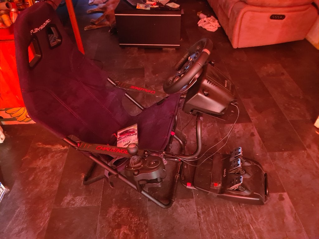 Playseat + logitech g920 + forza horizon 6, Spelcomputers en Games, Ophalen, Gebruikt, Stuurtje of Sportattribuut, Xbox One