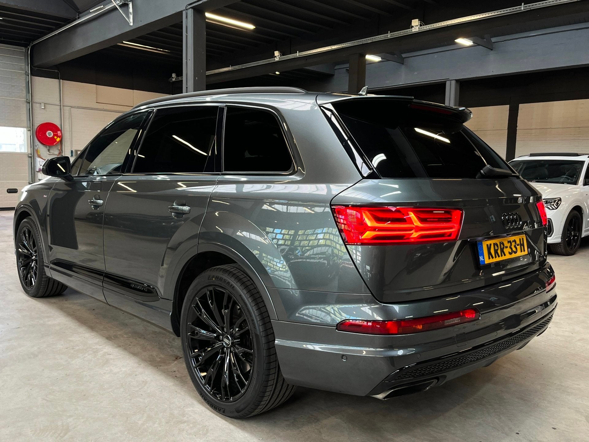 Audi Q7 3.0 V6 TFSI quattro S-Line + 7p *Pano/360-camera/Mul, Auto's, 2005 kg, Gebruikt, 2995 cc, Bedrijf