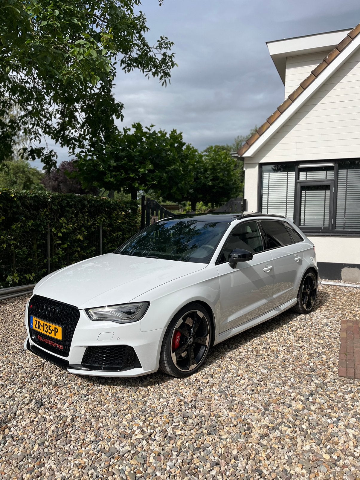 Audi RS3 2.5 sportback 2016 - Rs stoelen/pano/B&O/camera, Auto's, Audi, Particulier, RS3, Benzine, G, Hatchback, Automaat, Geïmporteerd