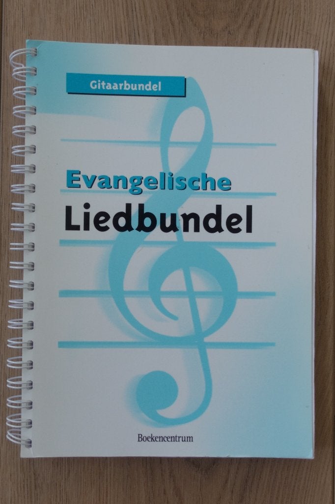 Evangelische liedbundel gitaarakkoorden, Gitaar, Ophalen of Verzenden, Zo goed als nieuw, Religie en Gospel