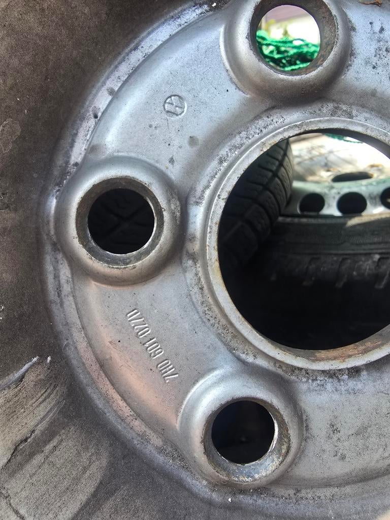 VW Transporter velgen met slechte banden, Ophalen of Verzenden, Gebruikt
