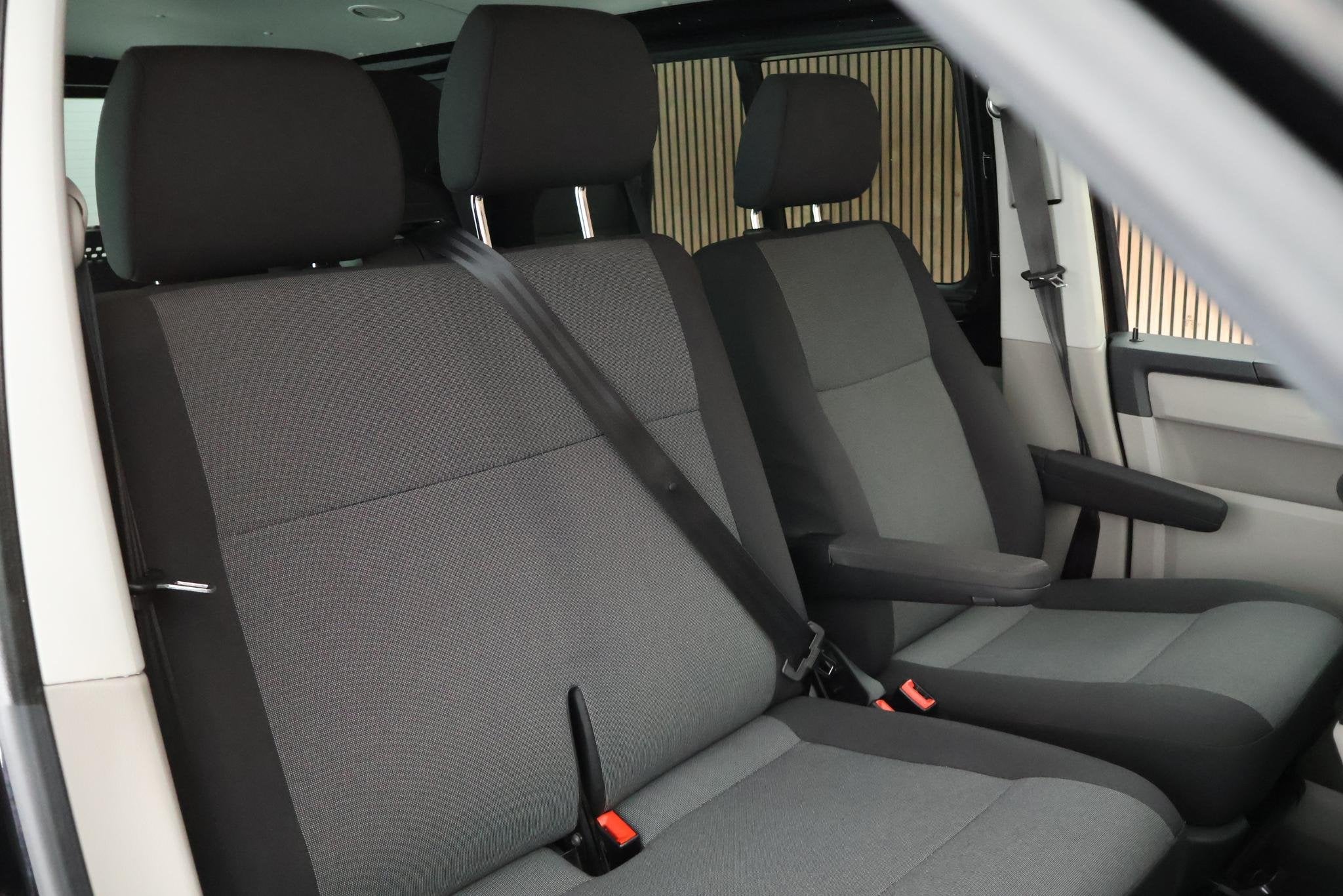 Volkswagen Transporter 2.0 TDI 150pk DSG Rolstoel Trekhaak C, Automaat, Gebruikt, 4 cilinders, 150 pk