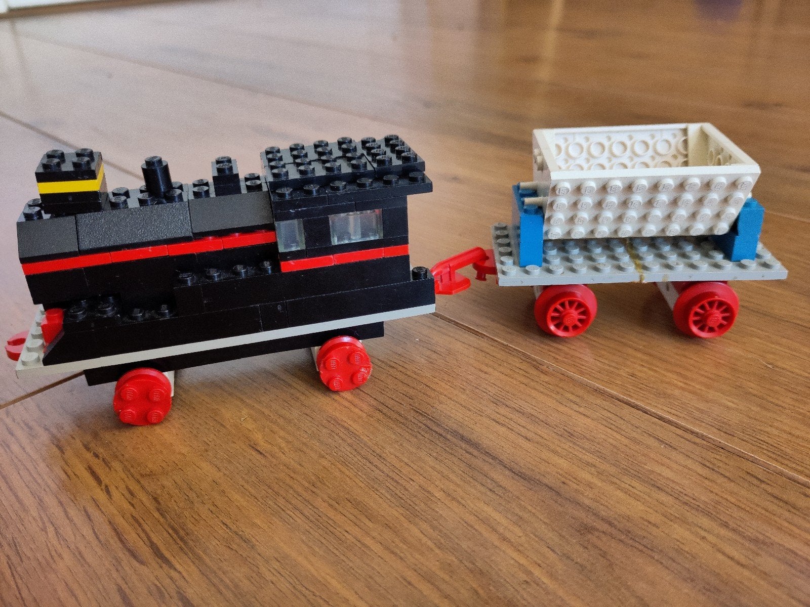 lego locomotief met aanhanger 117 en 125, Ophalen of Verzenden, Gebruikt