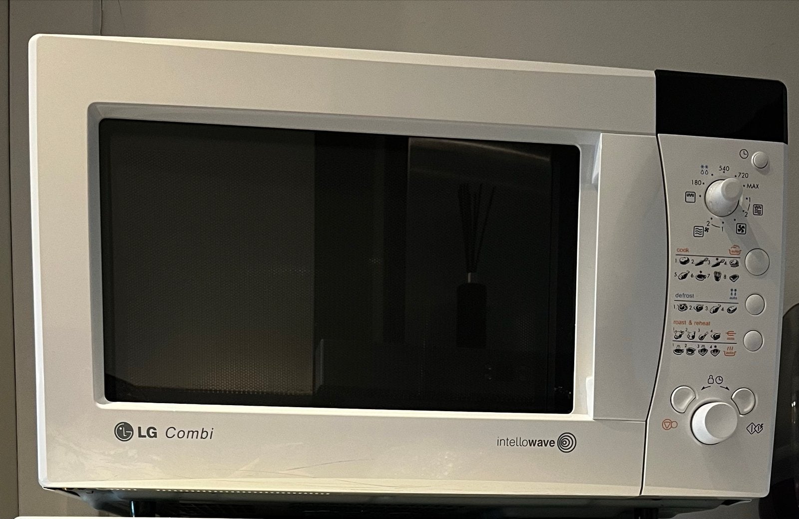 LG Combi Magnetron, Witgoed en Apparatuur, Ophalen, Combimagnetron, Gebruikt, Draaiplateau
