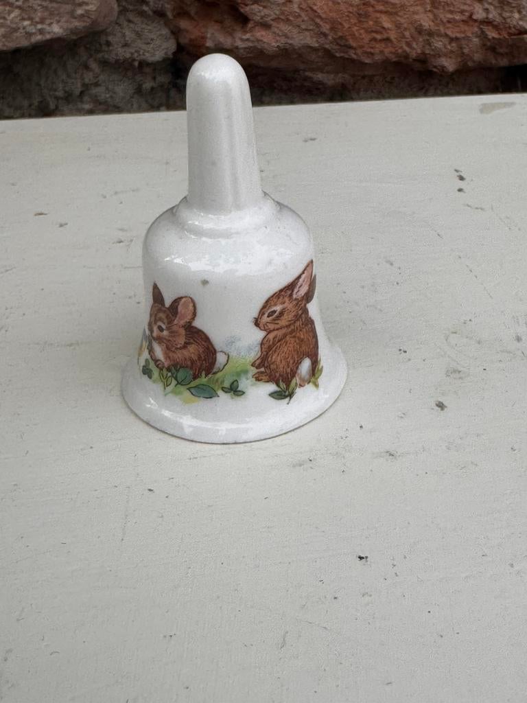 Tafelbel mini bone china england, Verzenden, Zo goed als nieuw, Porselein, Kop en/of schotel
