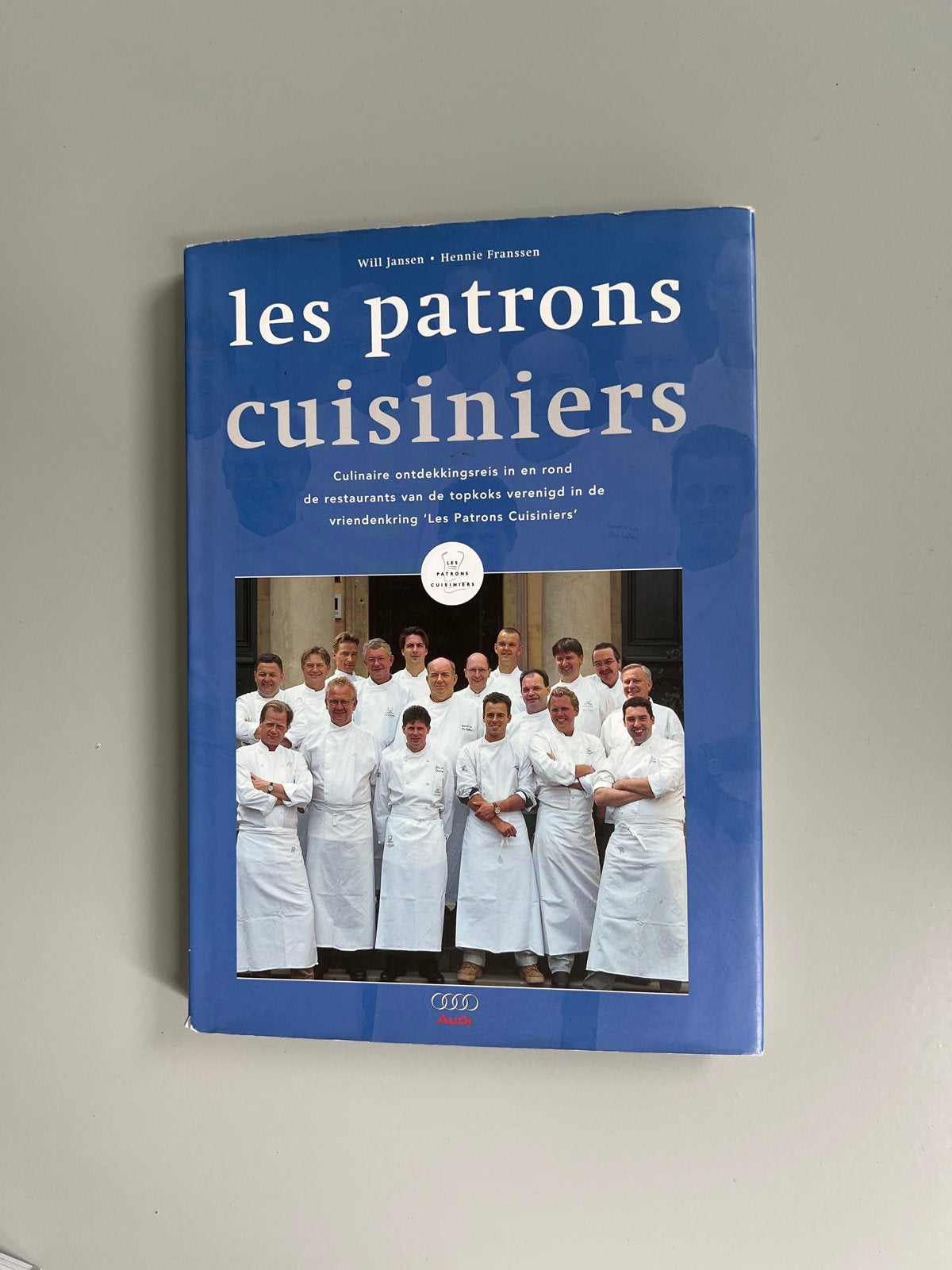 Les Patrons Cuisiniers - Culinaire ontdekkingsreis, Boeken, Gelezen, Hoofdgerechten, Ophalen of Verzenden, Europa