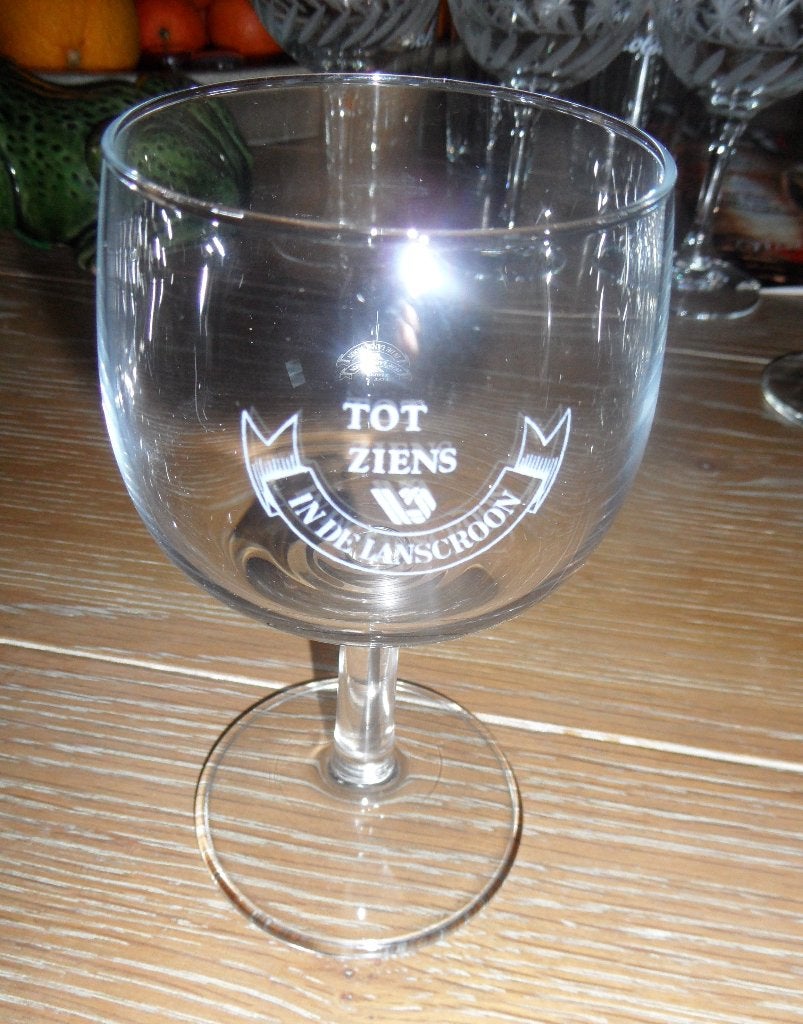 Glas met inscriptie Tot Ziens In de Lanscroon (V&D embleem), Ophalen of Verzenden, Zo goed als nieuw, Overige typen